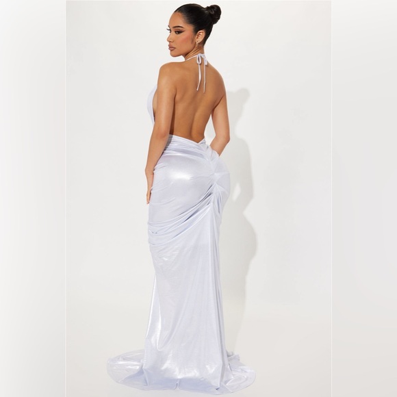 Mia Metallic Gown - Picture 2 of 3